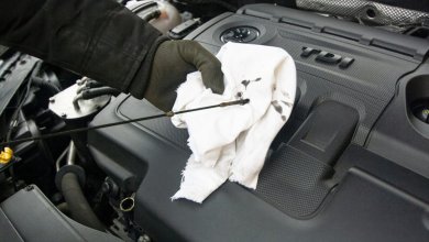Photo of Completar o óleo pode prejudicar o funcionamento do carro?